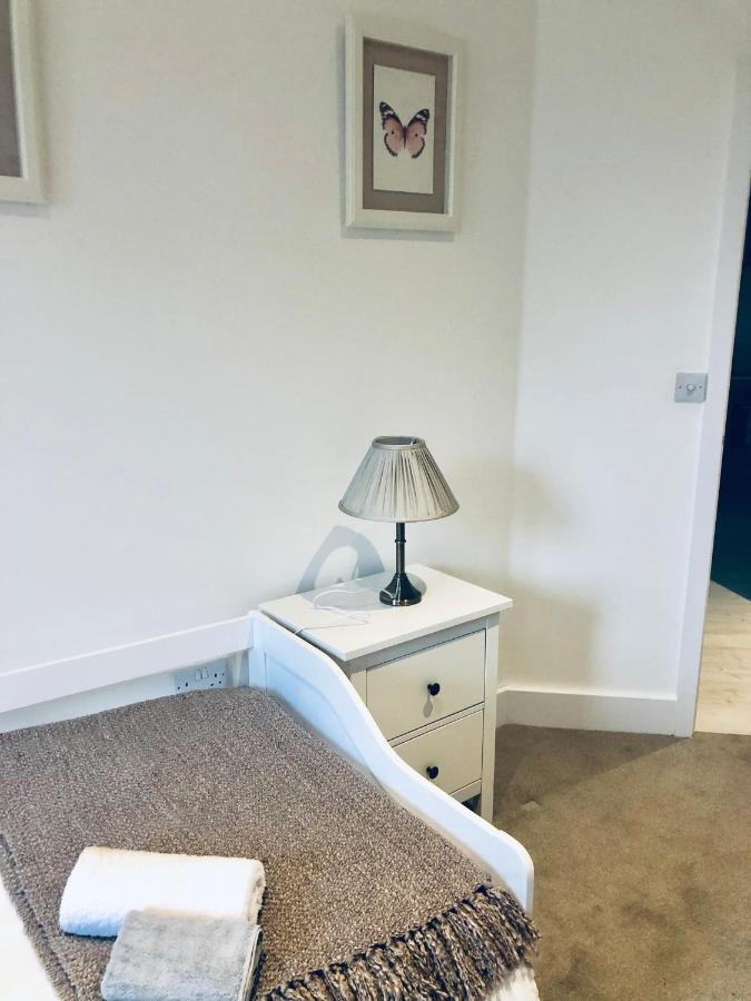 Snapos Luxury Serviced Apartment - Meridian House Bedford Exterior foto